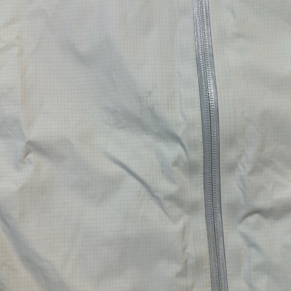 Mountain Hardware Fullzip Rain/Windbreakers Jacket - Picture 8 of 9